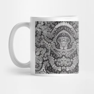 Grayscale Aesthetic Fractal Lion's Face - Black and White Abstract Artwork Mug